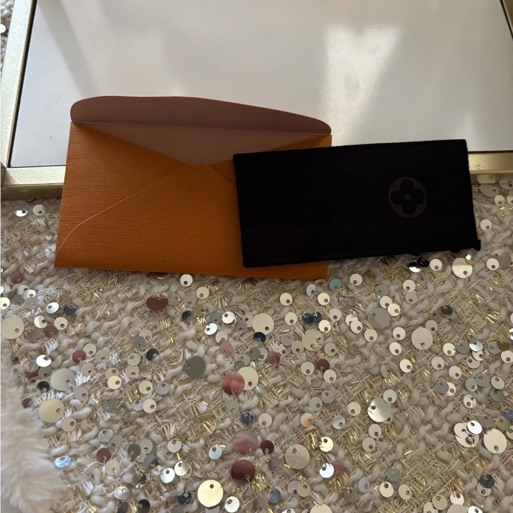 Louis Vuitton Black Lipstick Holder - Picture 3 of 7